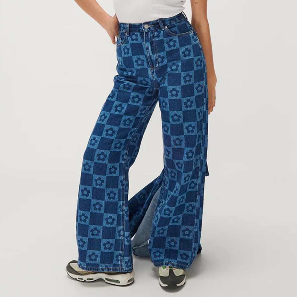 Retro checkered loose fit wide leg jeans!!